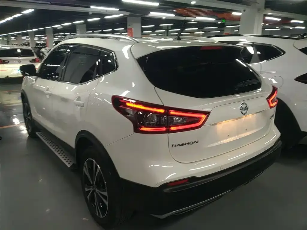 Nissan Qashqai 2023 из CN, фото 2