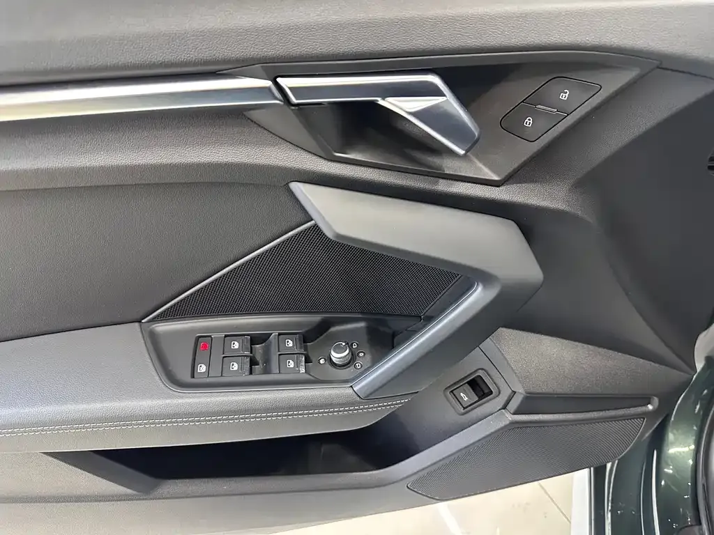 Audi A3 2022 из CN, фото 6