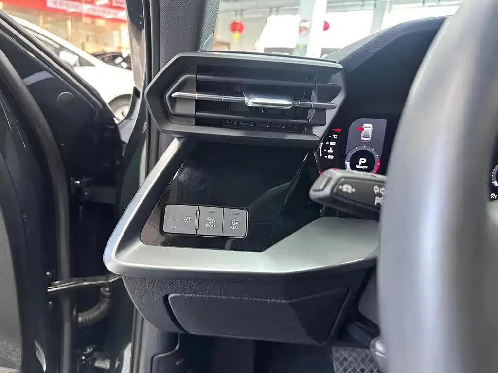 Audi A3 2022 из CN, фото 2