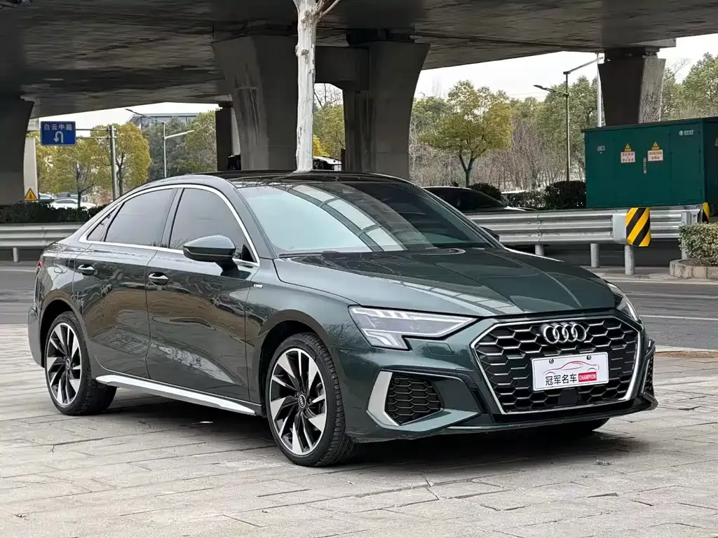 Audi A3 2023 из CN, фото 4