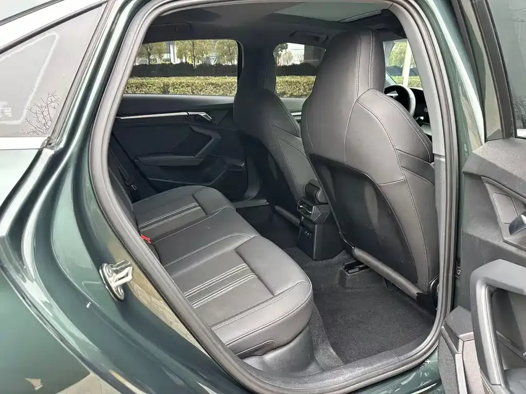 Audi A3 2023 из CN, фото 5