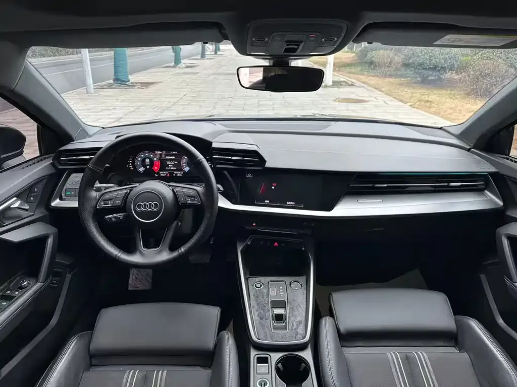 Audi A3 2023 из CN, фото 7