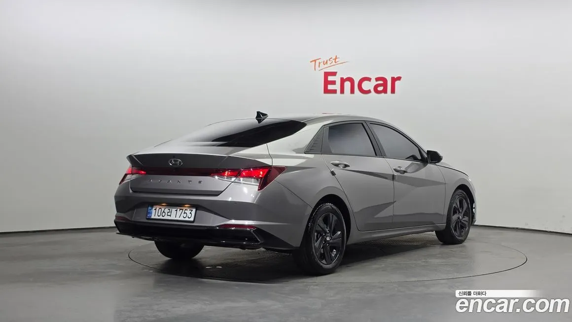 Hyundai AVANTE — фото 3