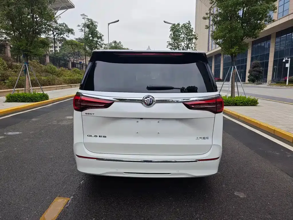 Buick GL8 2021 из CN, фото 4