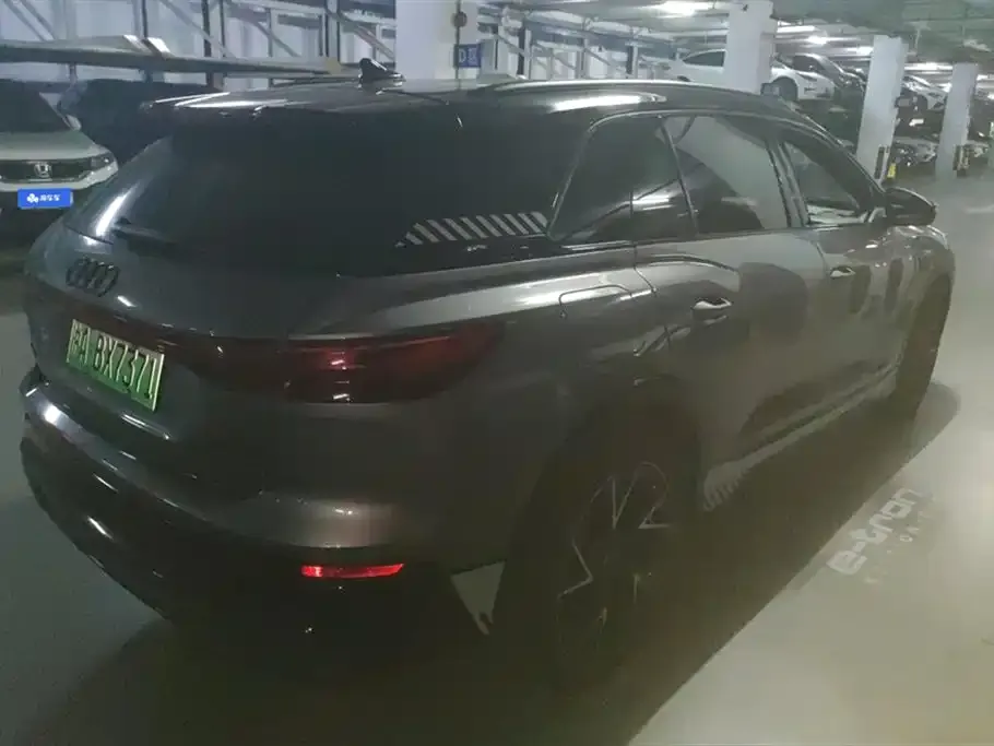 Audi Q5 e-tron 2023 из CN, фото 9