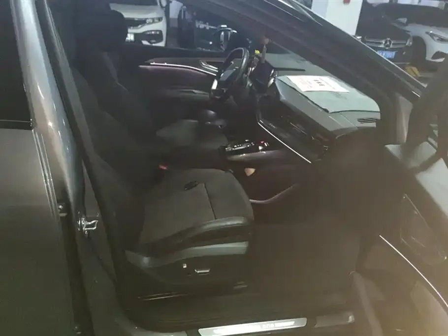 Audi Q5 e-tron 2023 из CN, фото 7