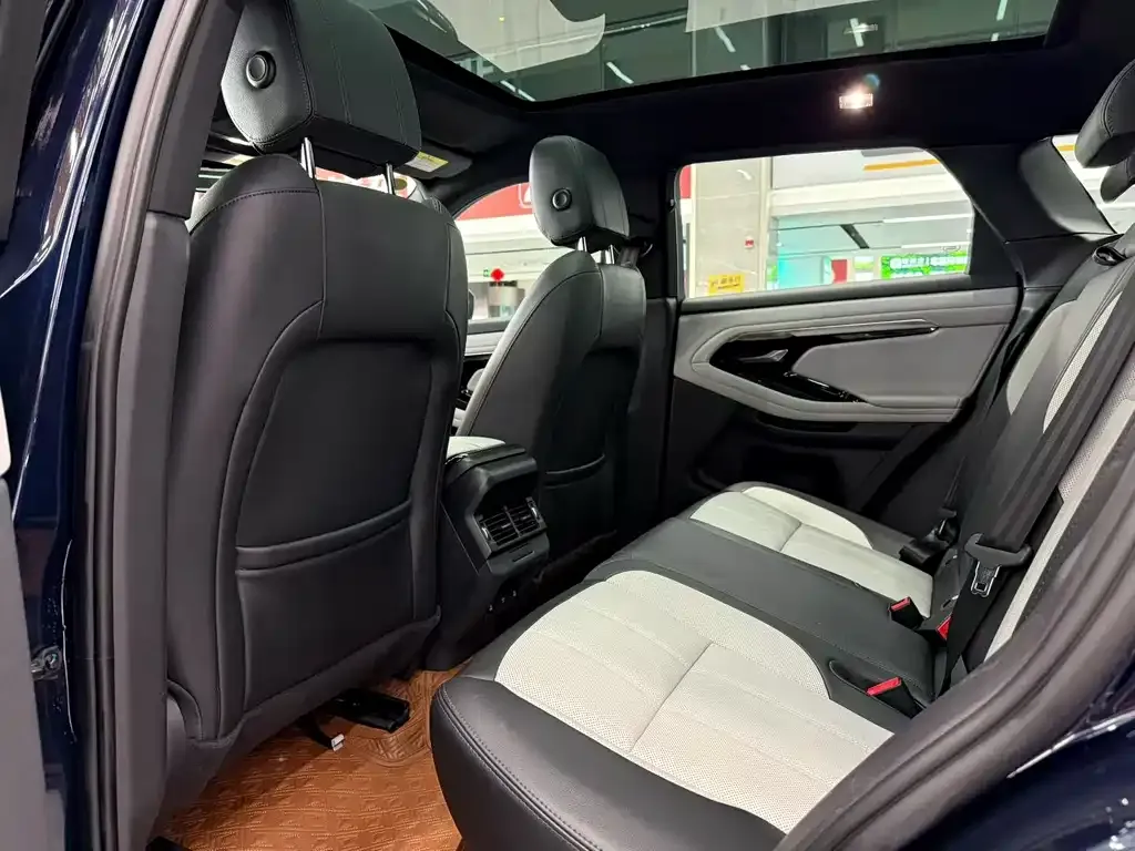 Land Rover Evoque — фото 2