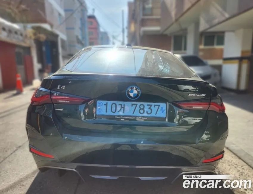 BMW i4 — фото 2