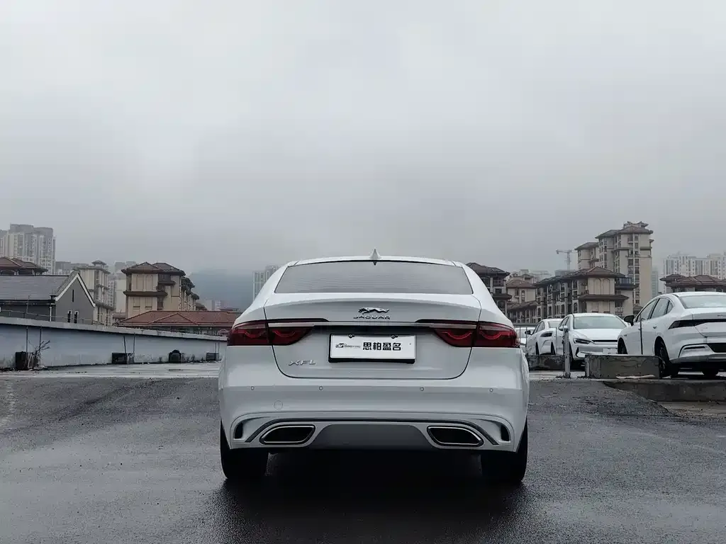 Jaguar XFL 2023 из CN, фото 4