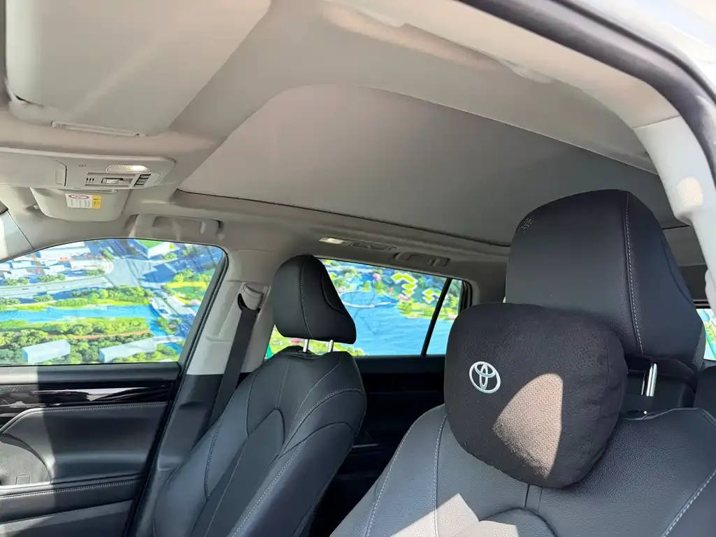 Toyota Highlander 2024 из CN, фото 6
