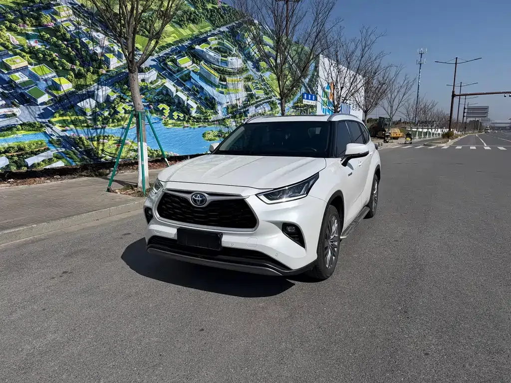 Toyota Highlander 2024 из CN, фото 10