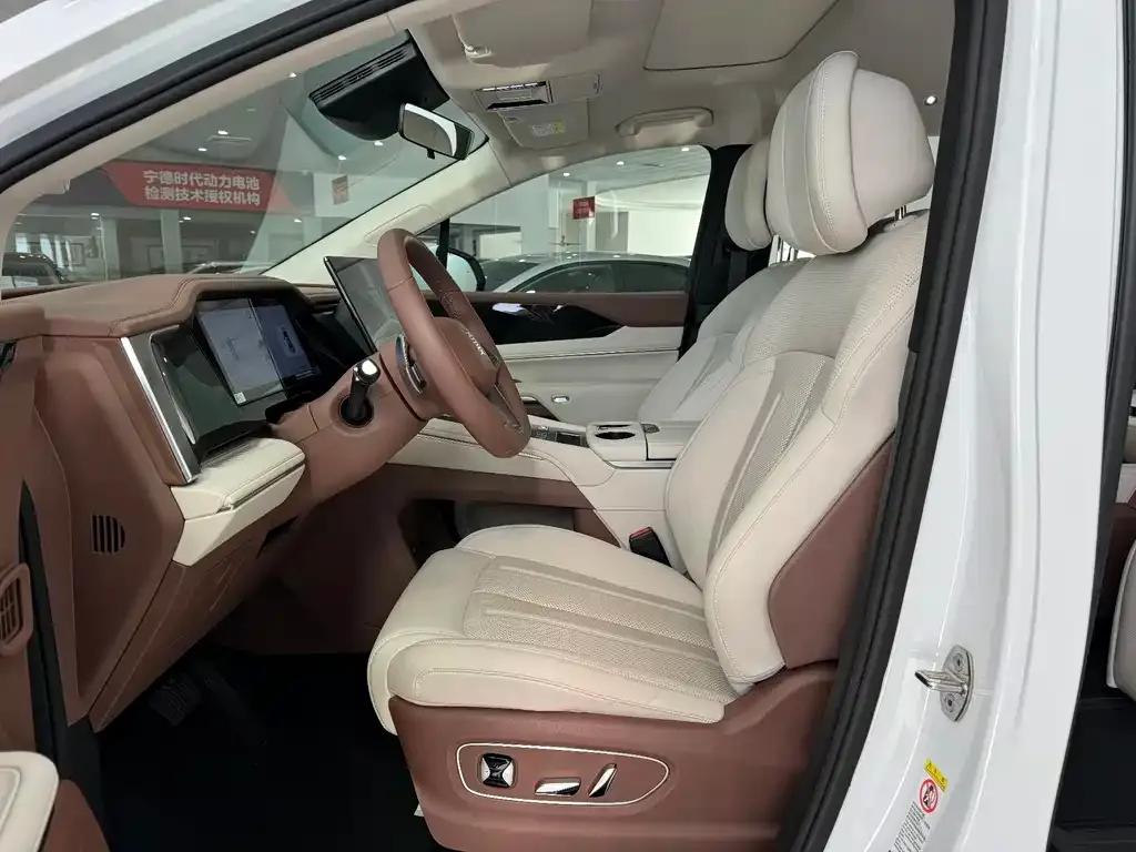 BYD Xia 2025 из CN, фото 2