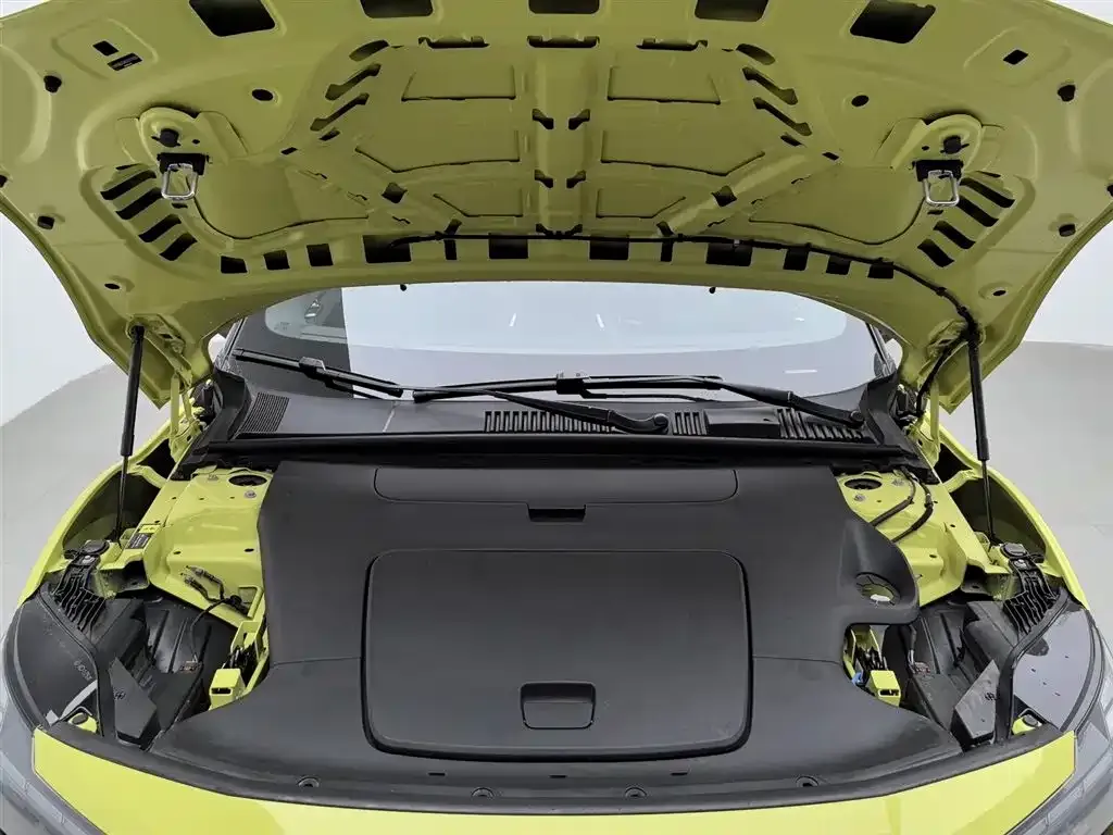 Volvo EX30 2025 из CN, фото 9