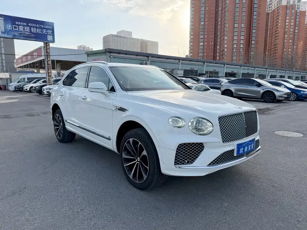 Bentley Bentayga 2021 из CN, фото 9