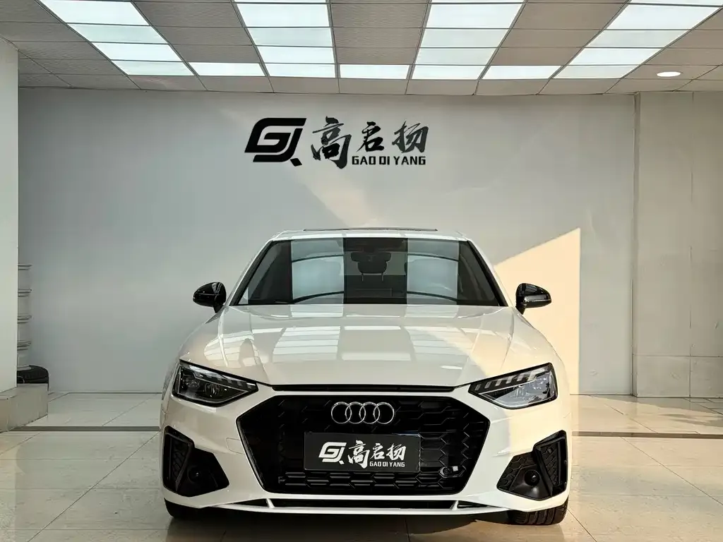 Audi A4L 2023 из CN, фото 5