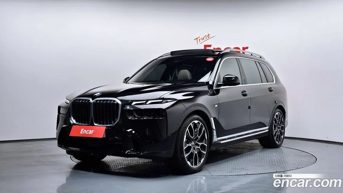 BMW X7 — фото 1