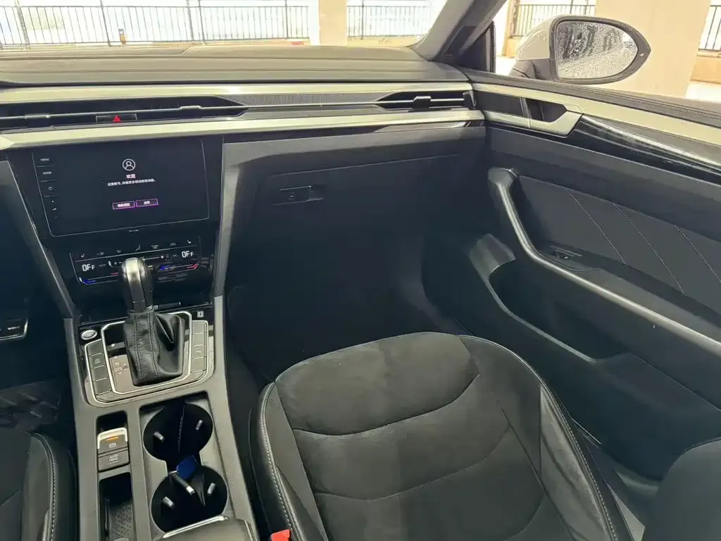 Volkswagen CC 2022 из CN, фото 5