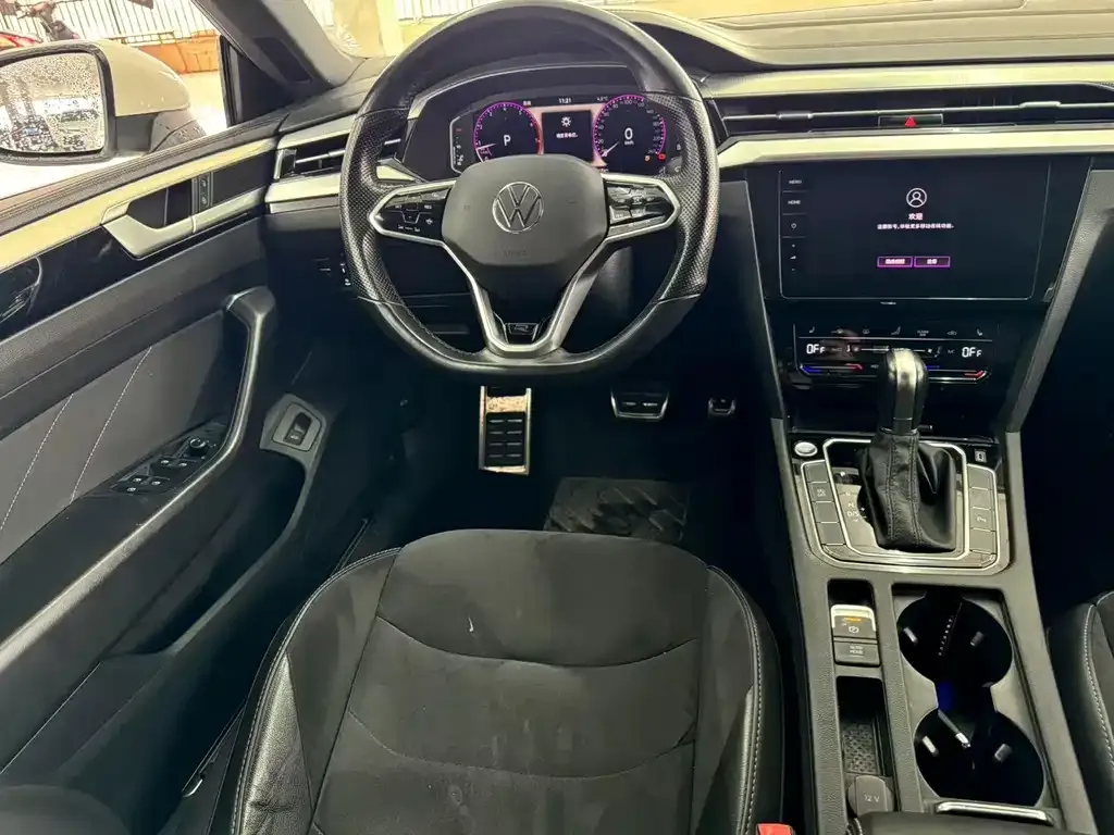 Volkswagen CC 2022 из CN, фото 10