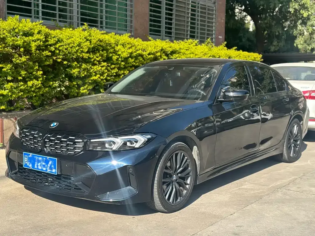 BMW 3 Series 2024 из CN, фото 1
