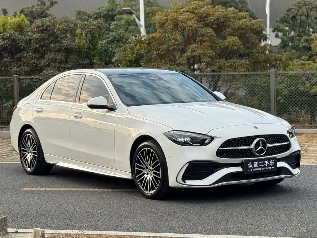 Mercedes-Benz C-Class — фото 10
