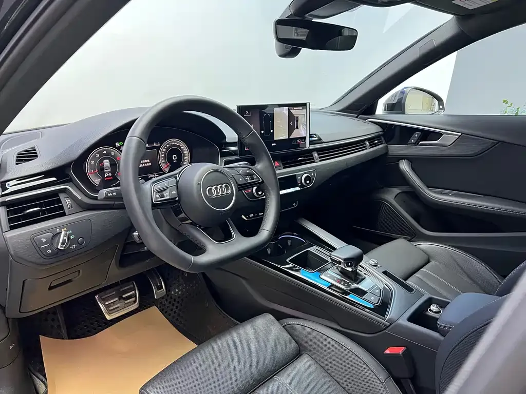 Audi A4L 2024 из CN, фото 6