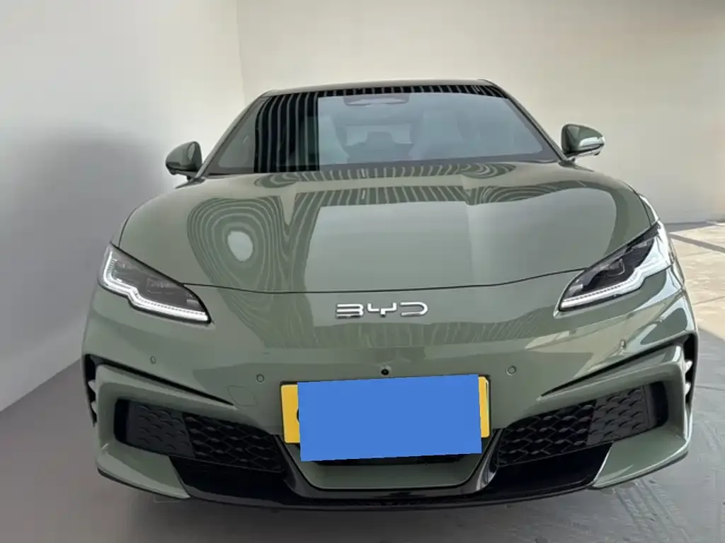 BYD Seal 06GT — фото 10