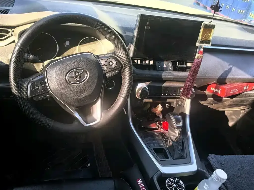 Toyota Wildlander 2022 из CN, фото 3