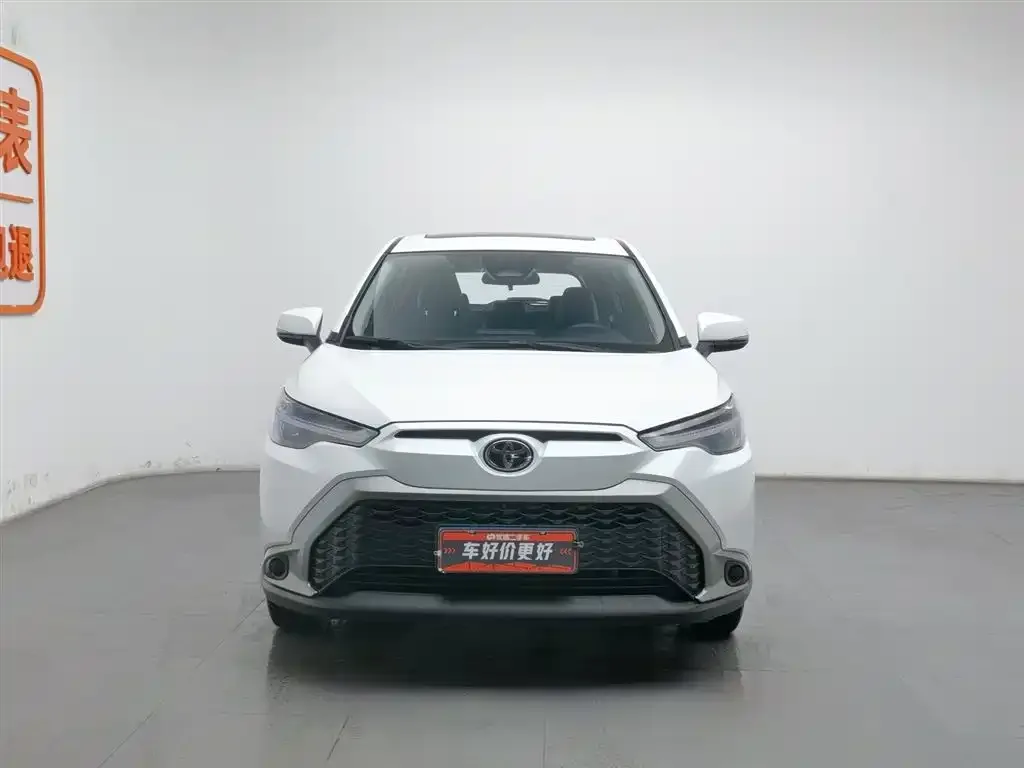 Toyota Frontlander 2023 из CN, фото 6