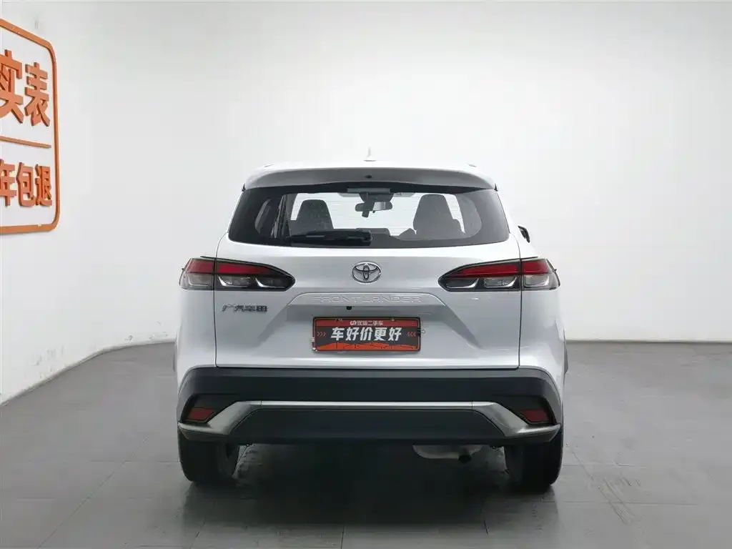 Toyota Frontlander 2023 из CN, фото 9