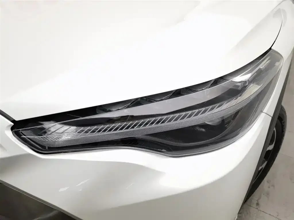 Toyota Frontlander 2023 из CN, фото 5