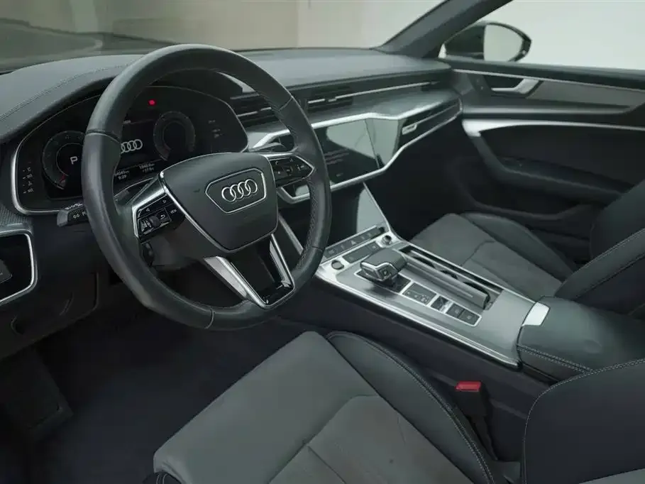 Audi A6L 2022 из CN, фото 10