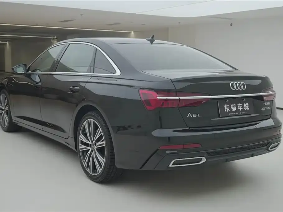Audi A6L 2022 из CN, фото 6