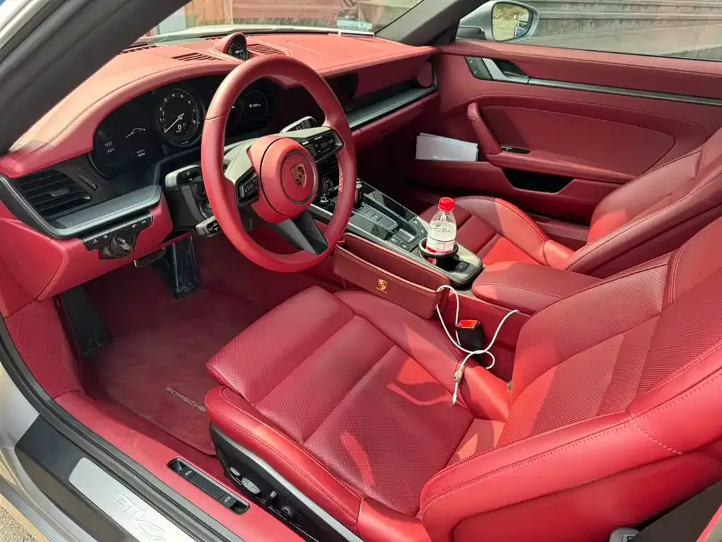 Porsche 911 2023 из CN, фото 3