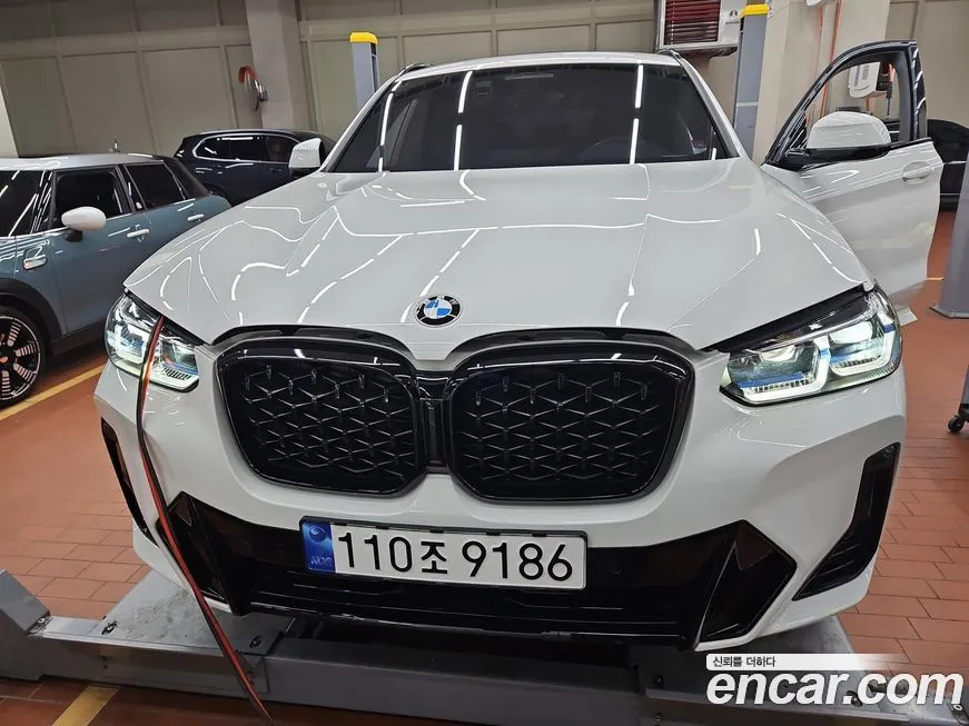 BMW X4 2023 из KR, фото 1