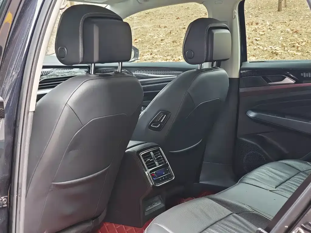 Volkswagen Passat — фото 4