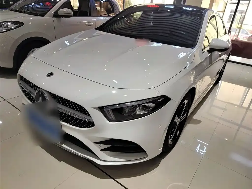 Mercedes-Benz A-Class 2023 из CN, фото 6