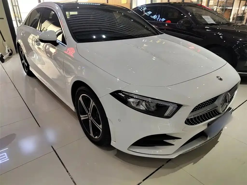 Mercedes-Benz A-Class 2023 из CN, фото 2