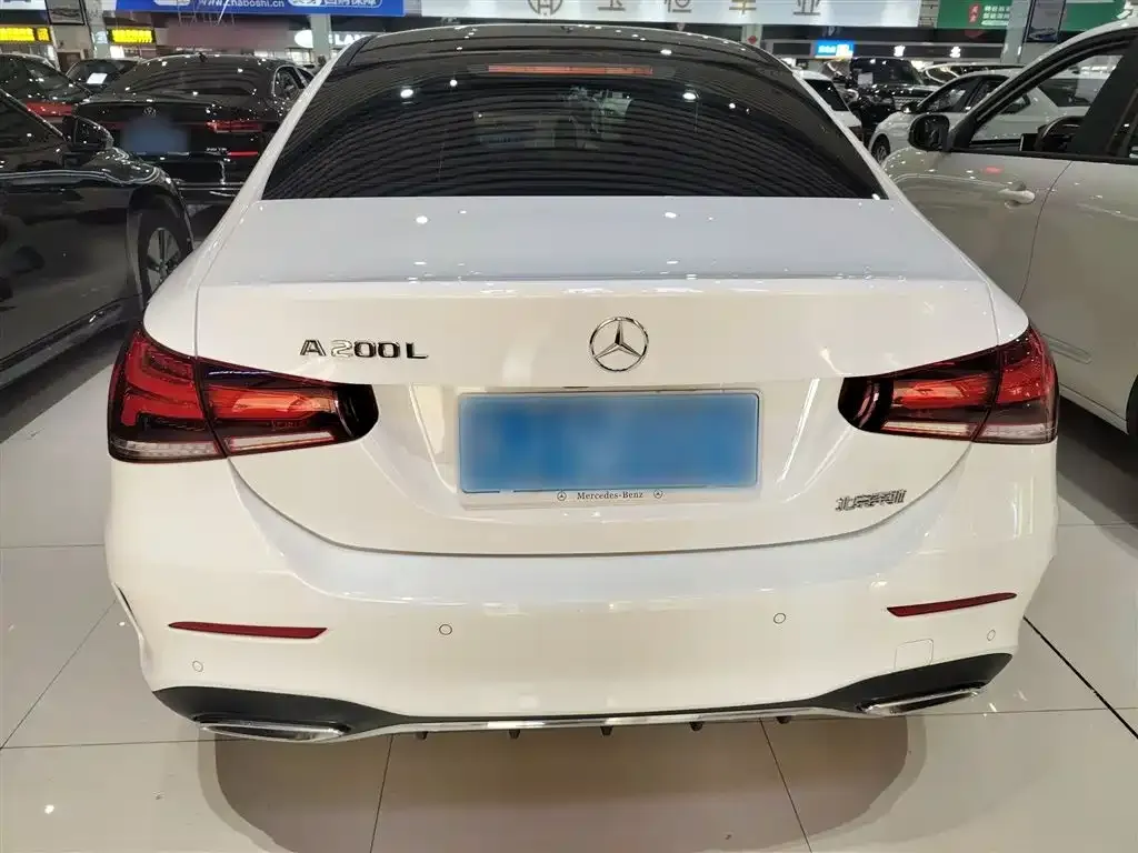 Mercedes-Benz A-Class 2023 из CN, фото 4