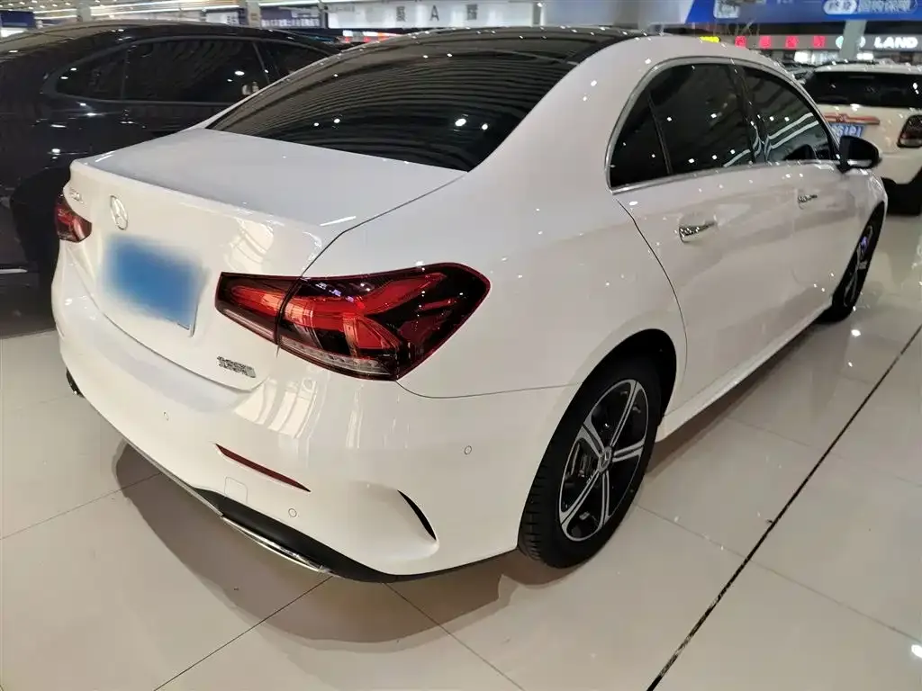 Mercedes-Benz A-Class 2023 из CN, фото 5