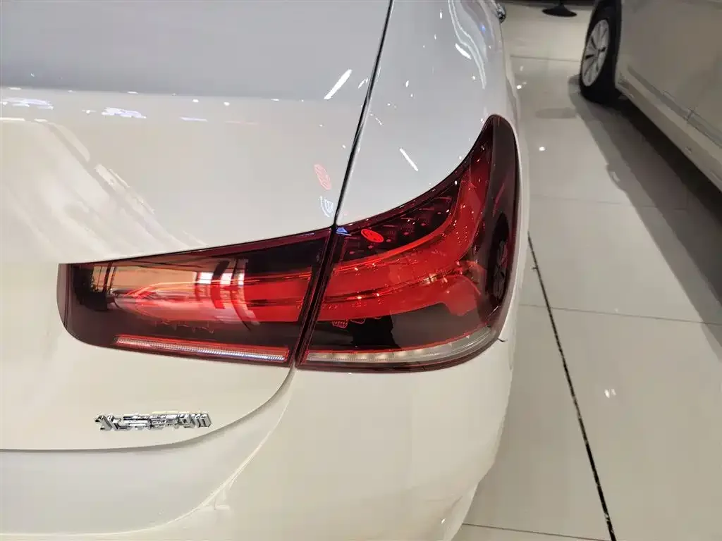 Mercedes-Benz A-Class 2023 из CN, фото 8