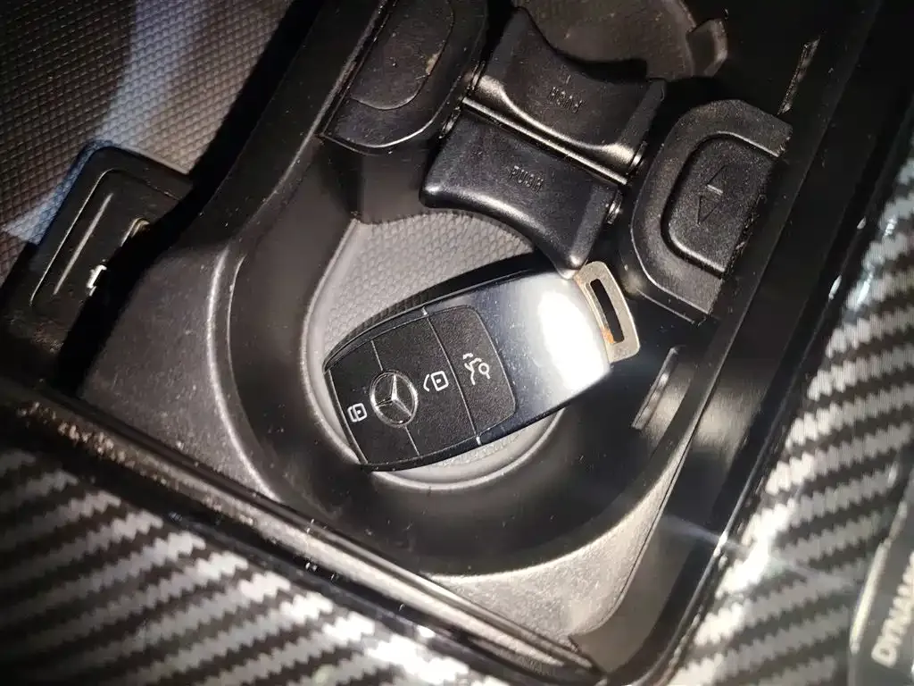 Mercedes-Benz A-Class 2023 из CN, фото 7