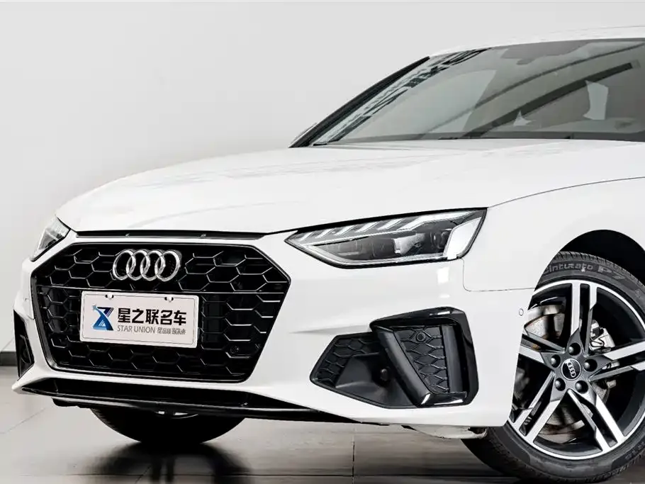 Audi A4L 2022 из CN, фото 7