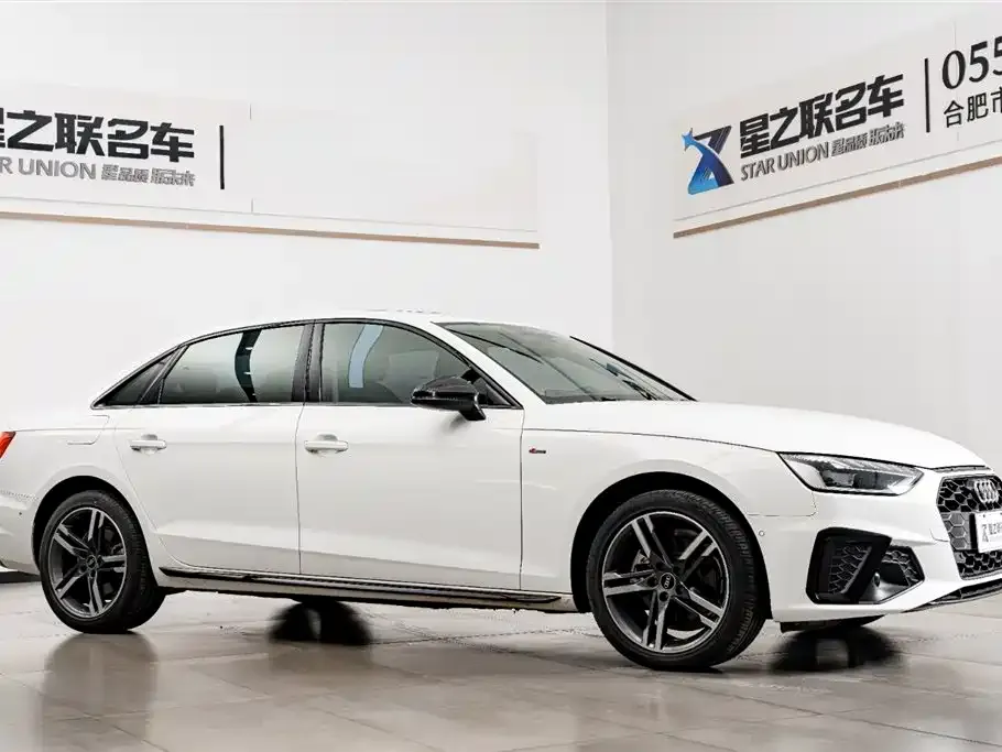 Audi A4L 2022 из CN, фото 5