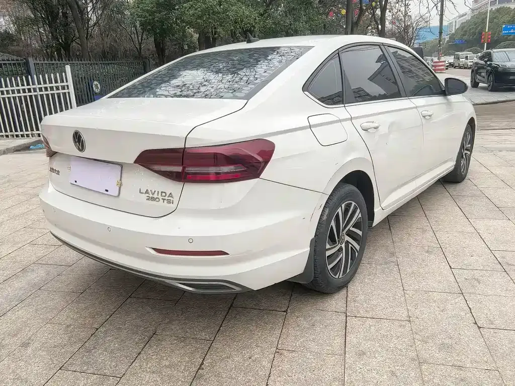 Volkswagen Lavida 2022 из CN, фото 7