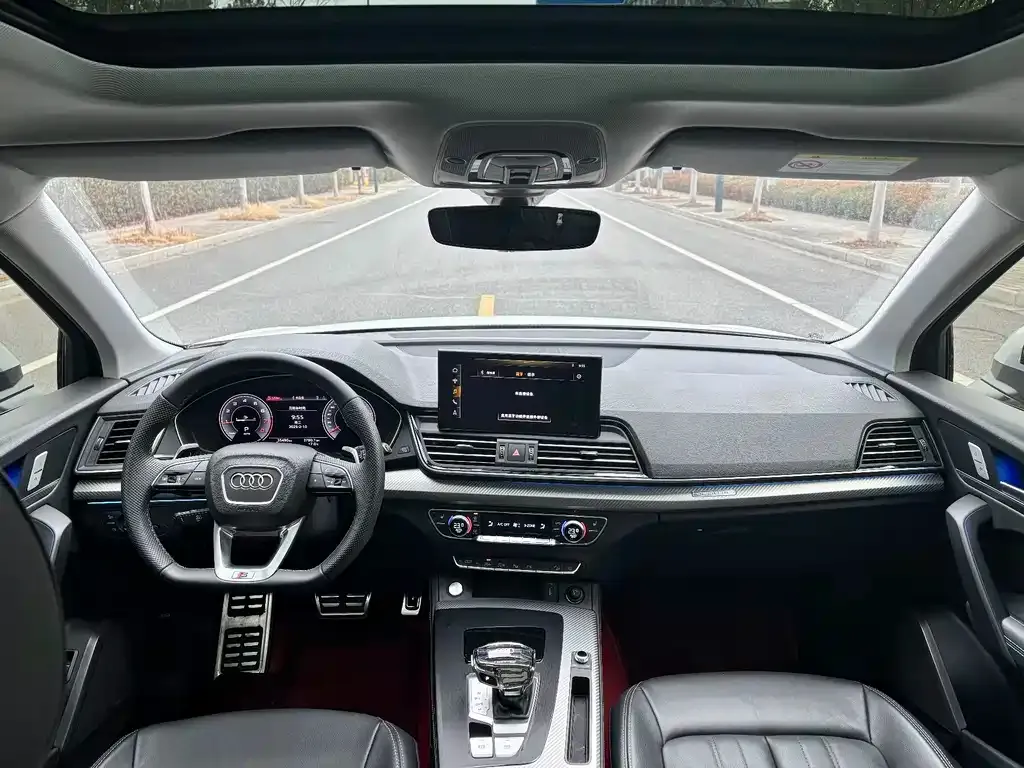 Audi Q5L 2021 из CN, фото 2