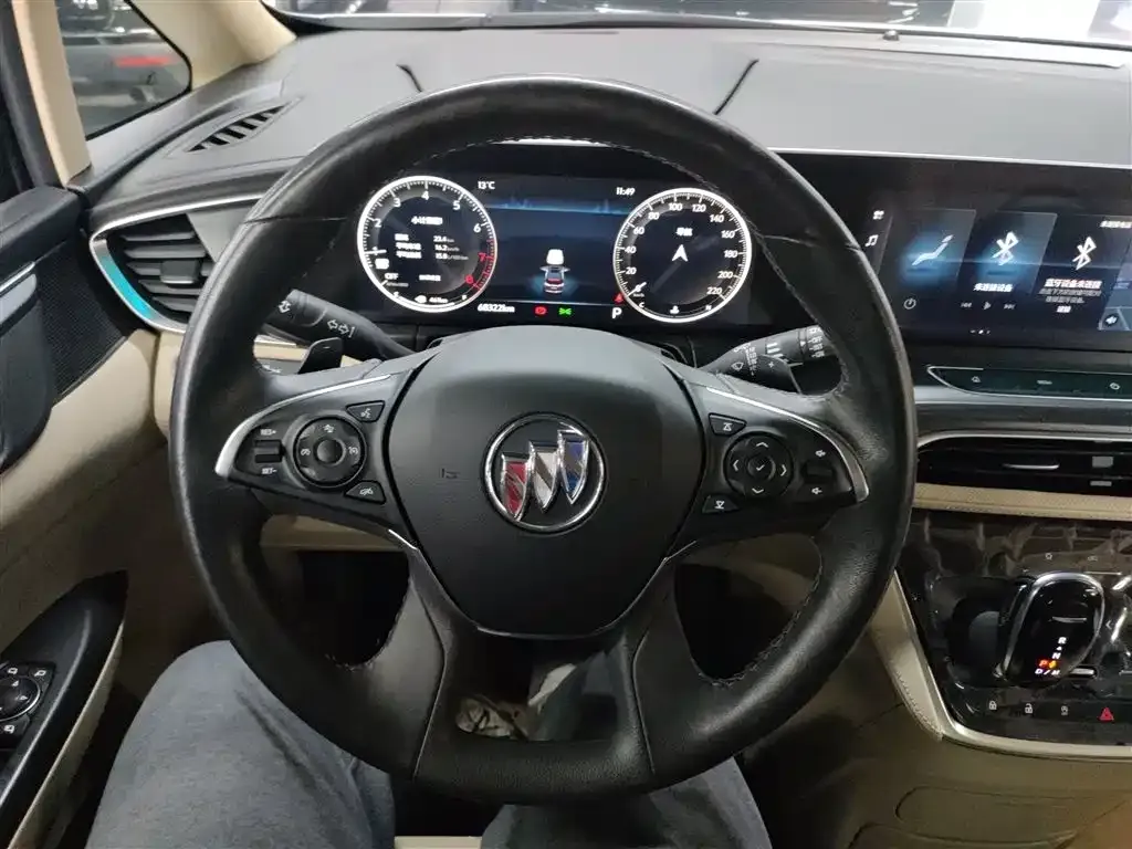 Buick GL8 2022 из CN, фото 3