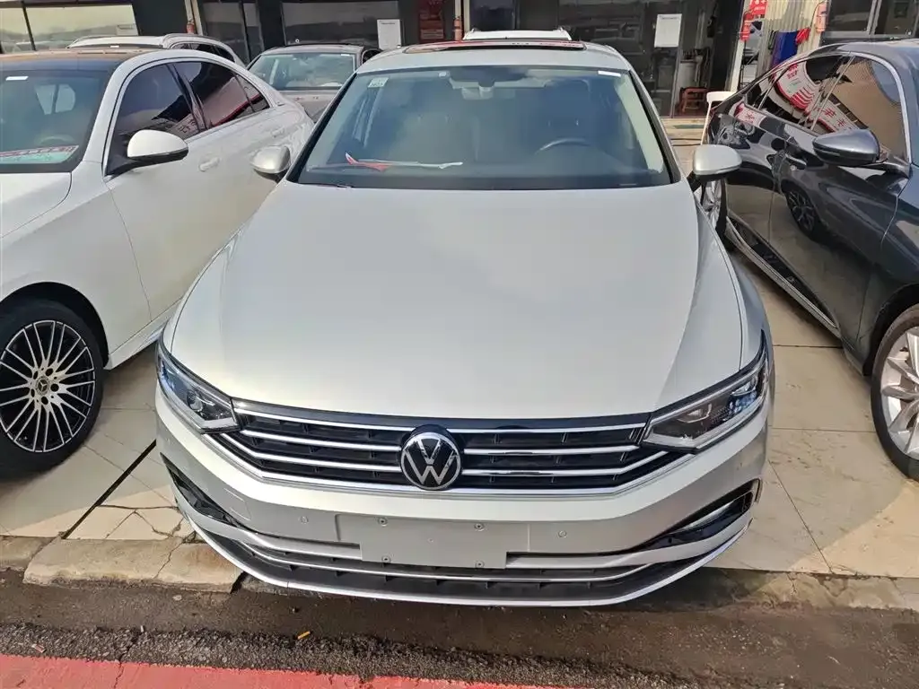 Volkswagen Magotan 2021 из CN, фото 5
