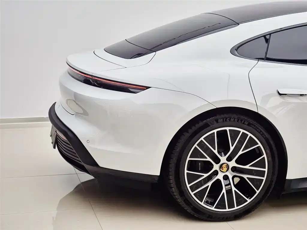 Porsche Taycan 2022 из CN, фото 4
