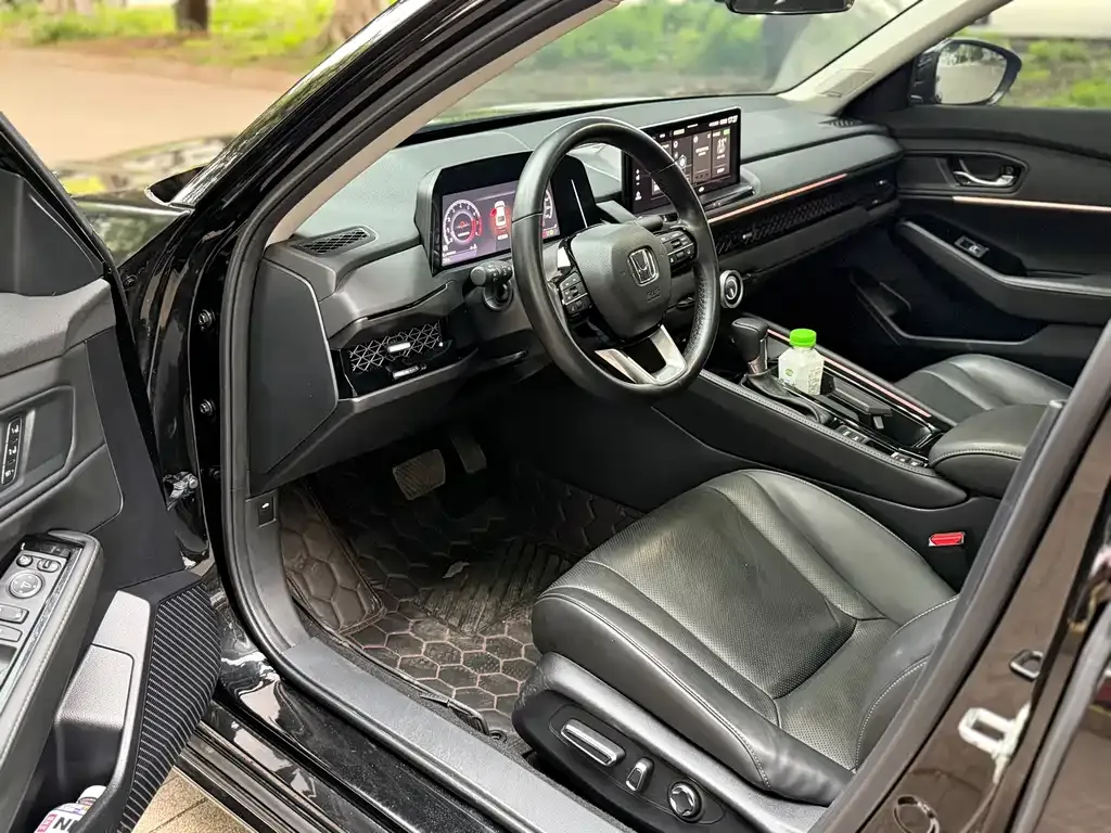 Honda Accord 2024 из CN, фото 9