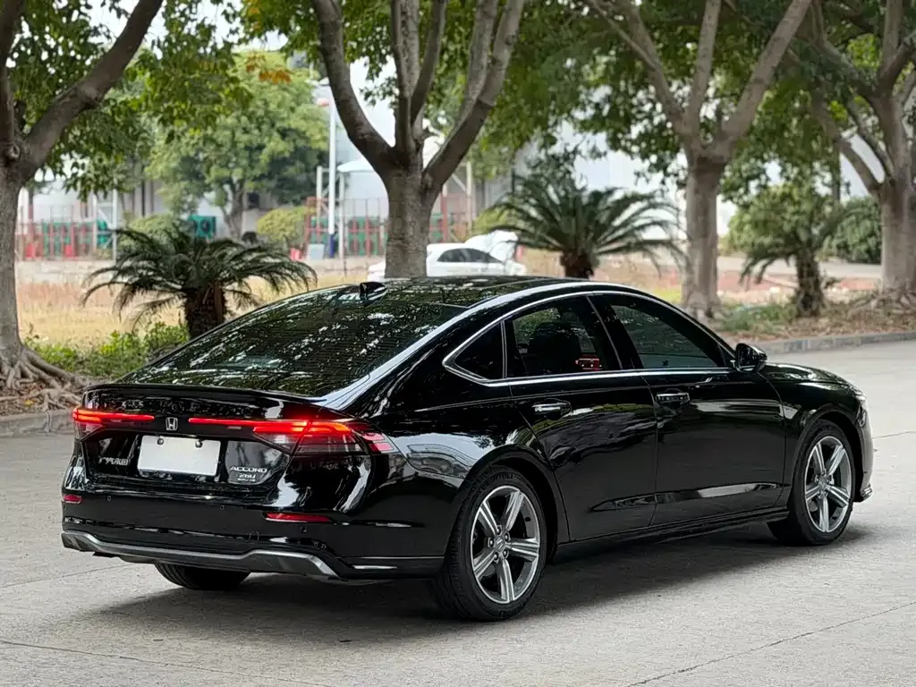 Honda Accord 2024 из CN, фото 10